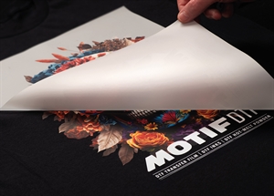 Motif Premium Sijajni Instantni Vroč Odstranjevanje DTF Pet Transfer Film 75 mikronov - 60 cm x 100 metrov